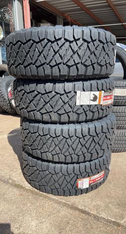   -NITTO  RIDGE GRAPPLER 