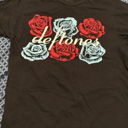 Deftones Roses Graphic T-Shirt (2022 Manhead Merch) 
