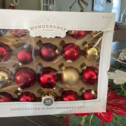 Christmas Decorations 