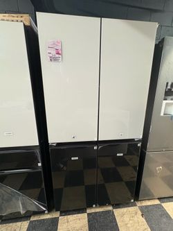 Samsung Bespoke Flex Refrigerator in White and Black Glass 🎃