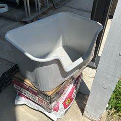 Tall Litterbox 
