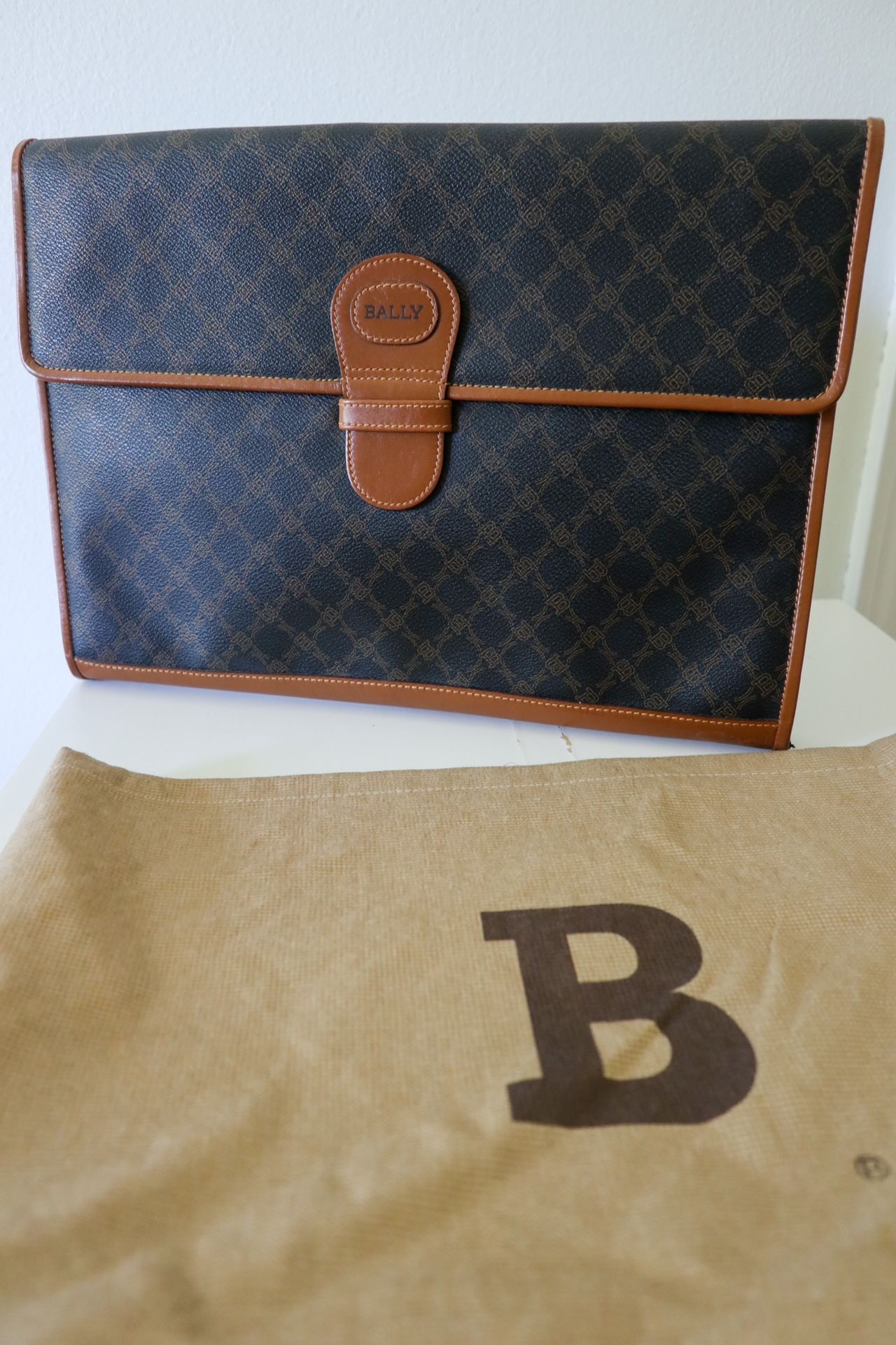 Bally Leather Case