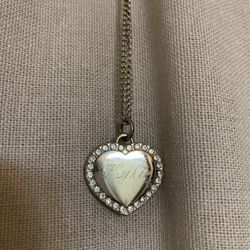 Ladies necklace - engraved Kylie