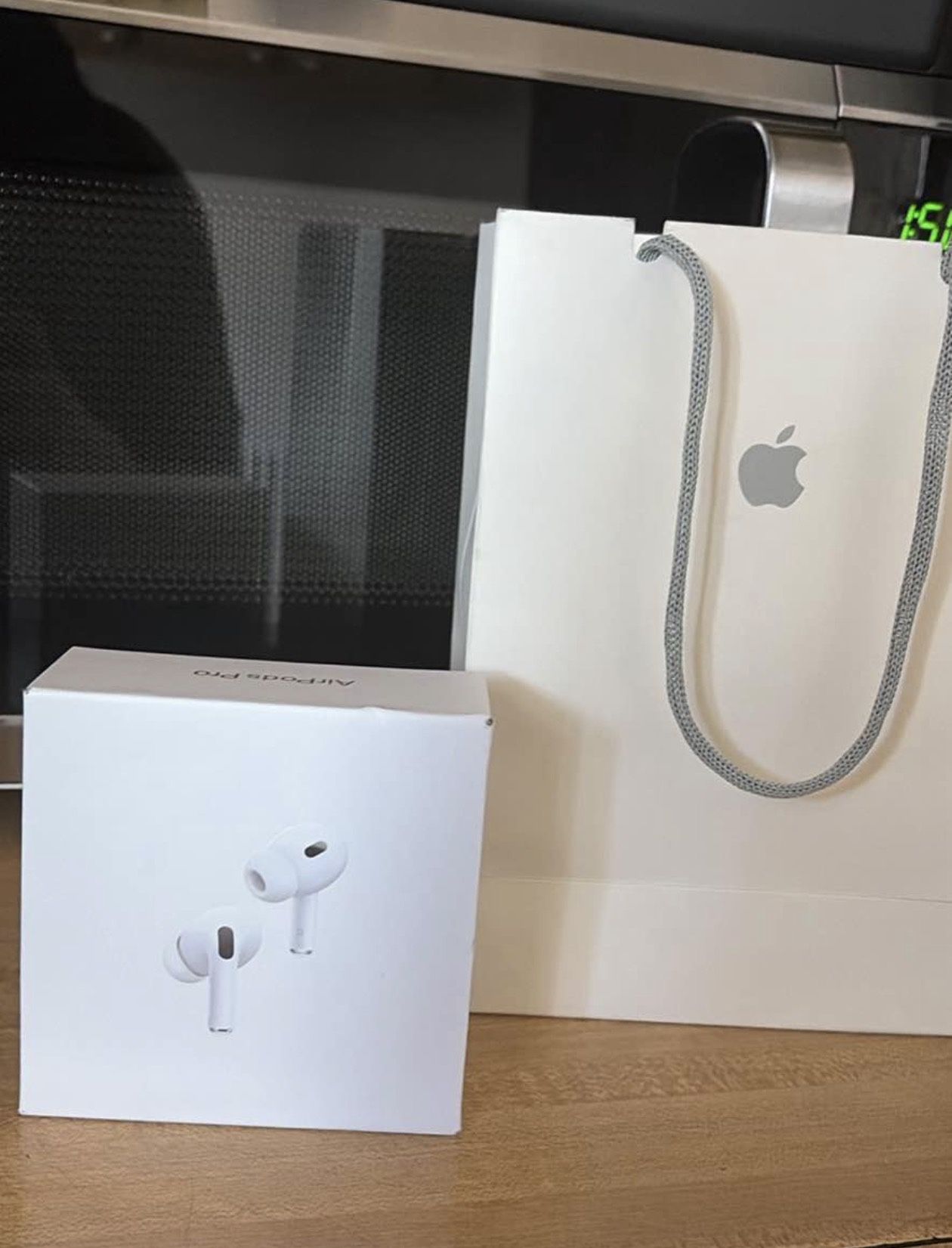 Apple AirPods Pro 2 (USB-C)