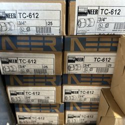 New NEER 3/4” EMT Couplings – Box of 25 – Compression Fittings