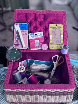 Vintagesewing basket with items