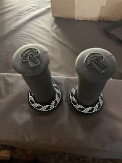 Se Mushroom Grips With Se Donuts Brand New