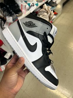 JORDAN - SZ 9.5