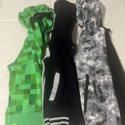 Boys Size Small 6/7 Sweaters 