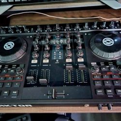 Dj Turn Tables