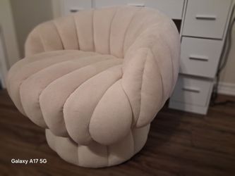 Sea Shell Vanity swivvel Chair
