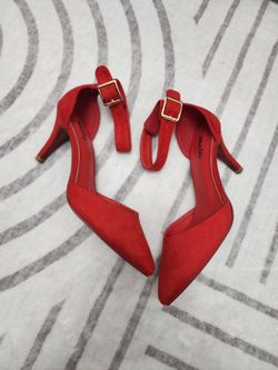 red suede or faux-suede pointed-toe high-heel pump shoes 3" heels