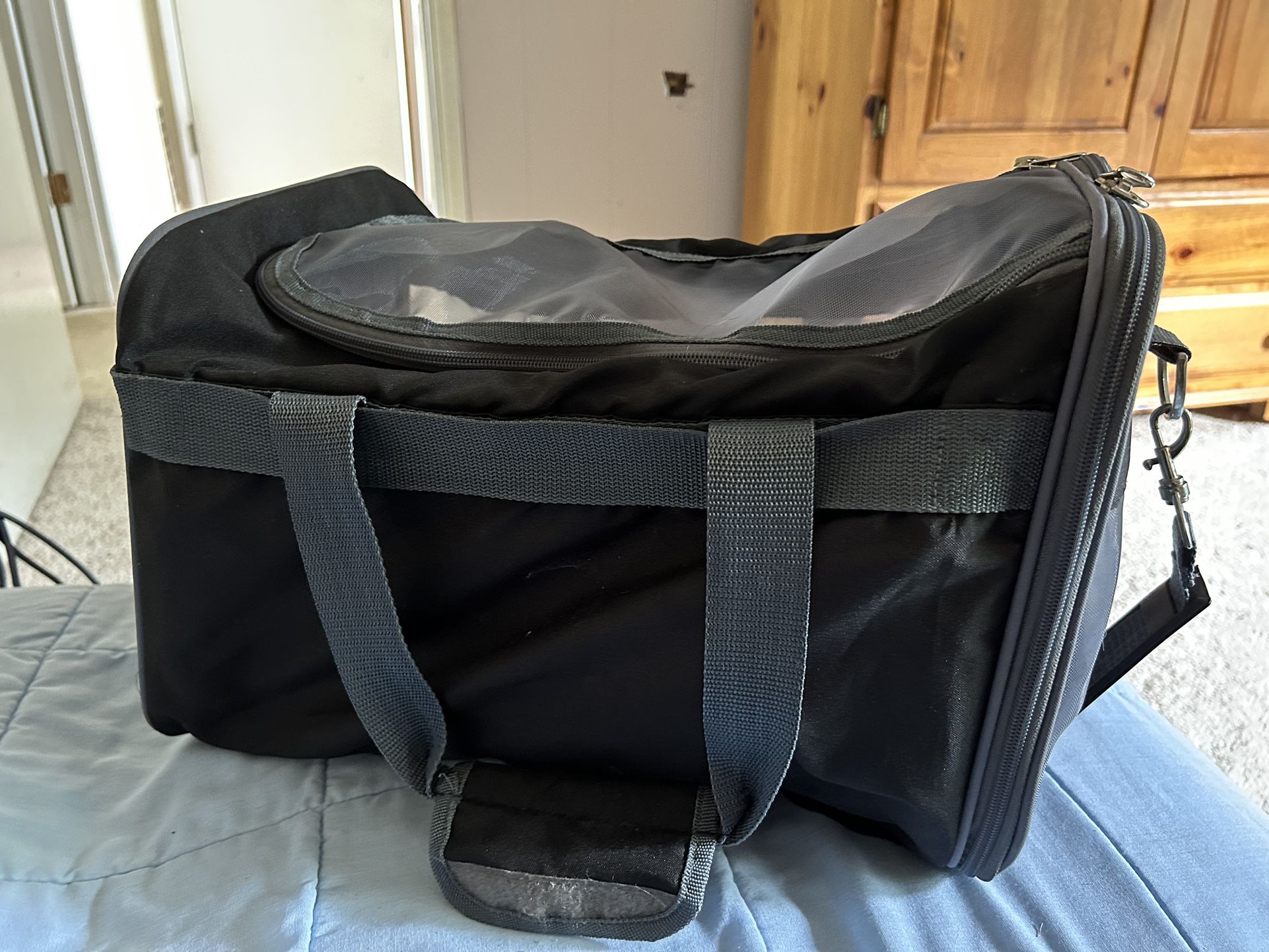Soft Dog Carrier, Small Dog , Easily Carried/ Comfy