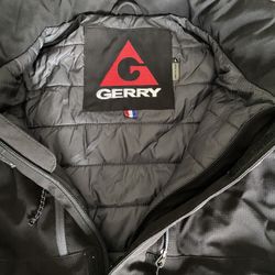 Men’s Winter jacket. Large Water/Wind Proof. Barely Worn.