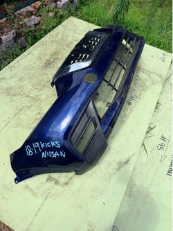 2018-19 NISSAN KICKS FRONT BUMPER OEM