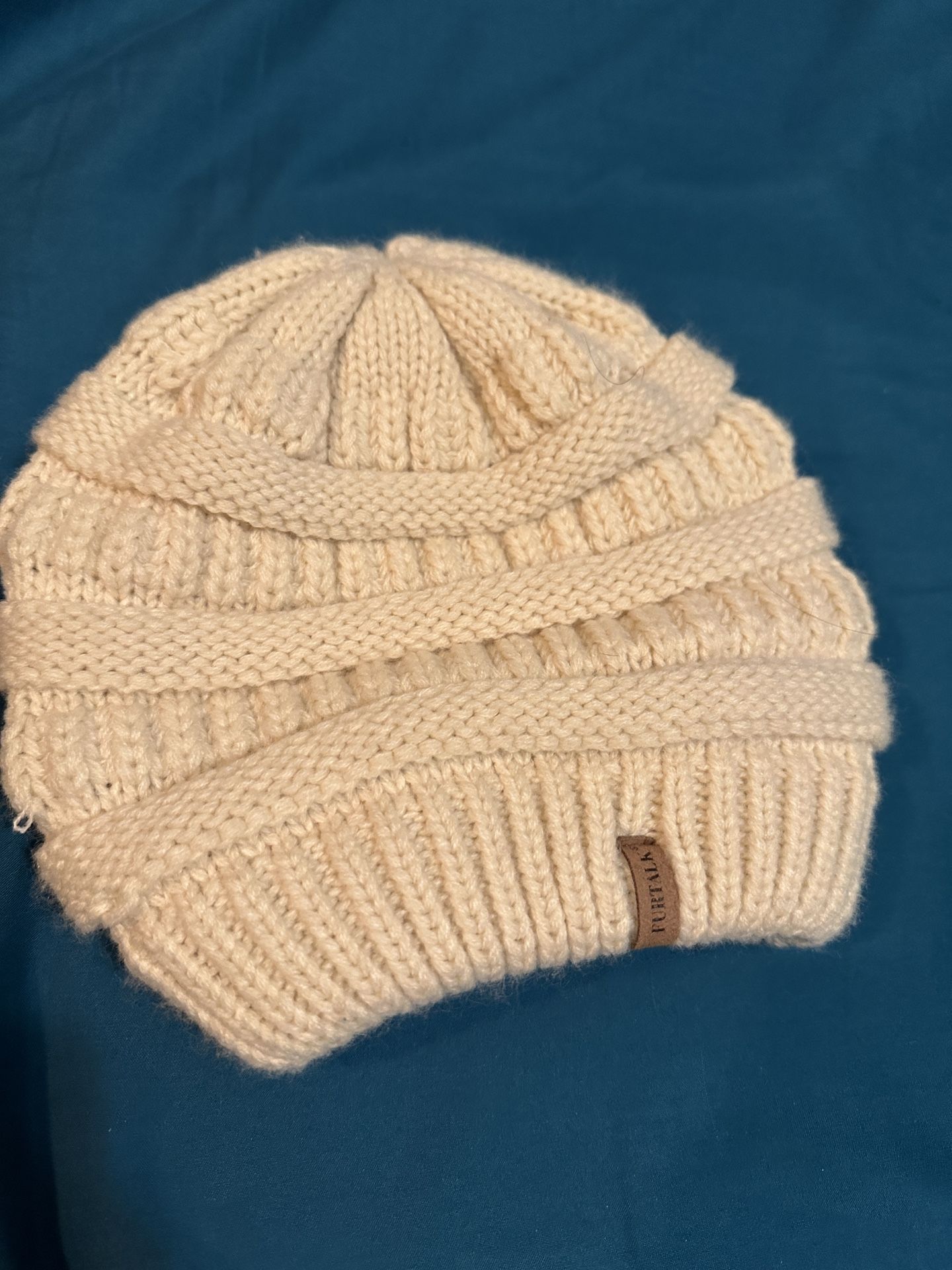 Furtalk beanie