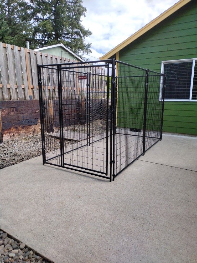 LUCKY DOG 5x10 Dog Kennel Outdoor Pin for Sale in Gresham, OR OfferUp