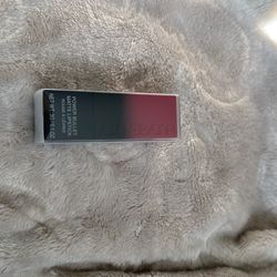 Huda beauty lipstick
