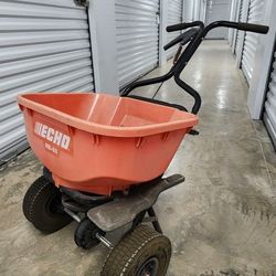 Echo RB-60 Turf Broadcast Spreader