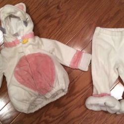Old Navy Kitten Halloween Costume 6-12 months Super soft and fluffy. Padded Belly.