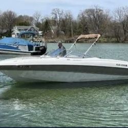 1998 Fourwinns Horizon