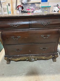 Dresser wood