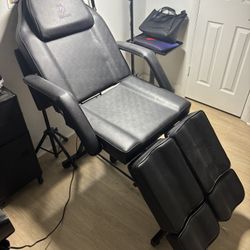 Tattoo/Massage Chair