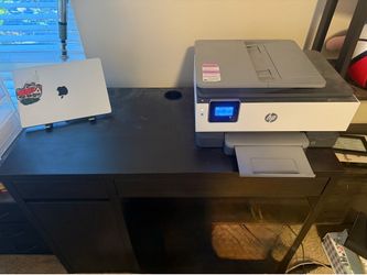Desk with Several Drawers and Shelf