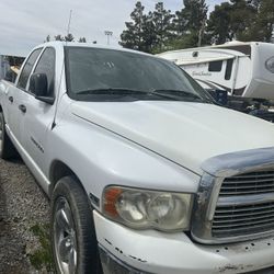 Dodge Ram 1500 With A Hemi Bighorn Edition Four-Door