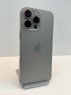 Apple iPhone 15 PRO MAX 256gb. ( Unlocked Phone )