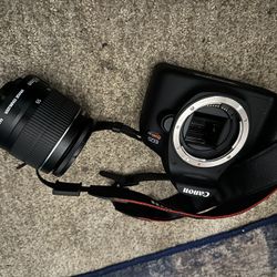 CANON REBEL T7