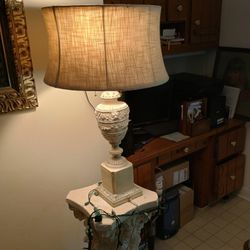 Home Decor Antique Look Lamp With Canvas Shade Two Bulbs