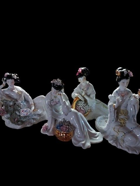 Vintage Porcelain Geisha