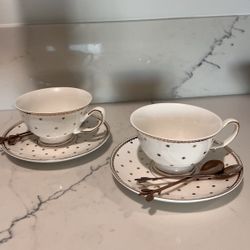 Teacup with saucer