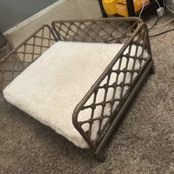 Dog Bed Ashley Brand  