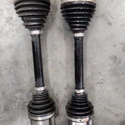 (contact info removed)1 GM Axle Half-shaft (2)