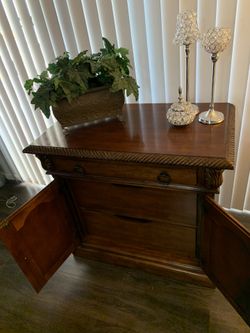 dresser