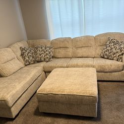 Sectional Couch 