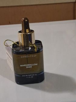 Women's Sand & FOG Marshmallow skies perfume oil dropper bottle Brand New