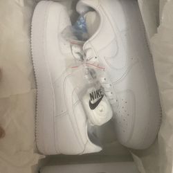 White Ups Nike Size 13 In Men Brand New