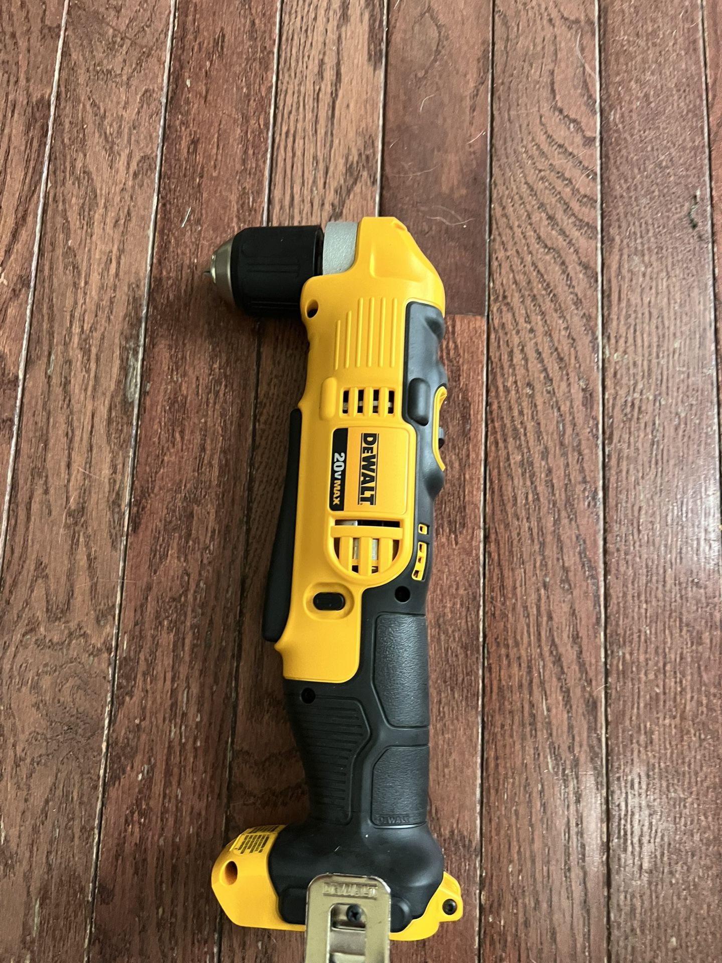 DeWalt DCD740 3/8” VSR Right Angle Drill