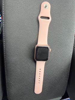 SE 40MM Aluminum Apple Watch