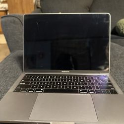 MacBook Pro 2022 13in w/touchbar