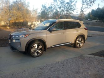 2021 Nissan
