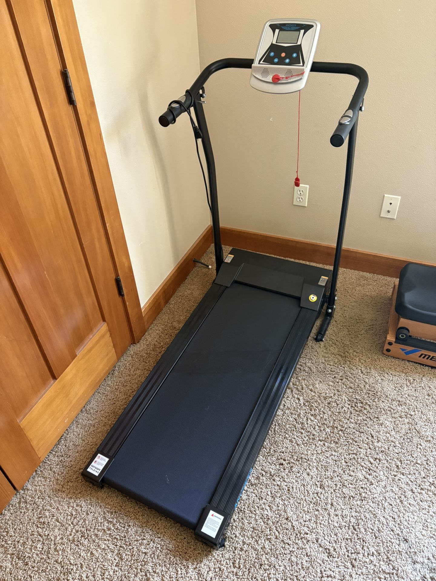 Folding treadmill 