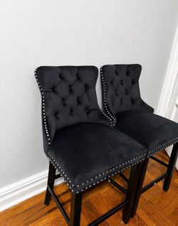 2 chairs for sale