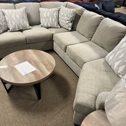 Stylish Cozy Nice Sectional! 