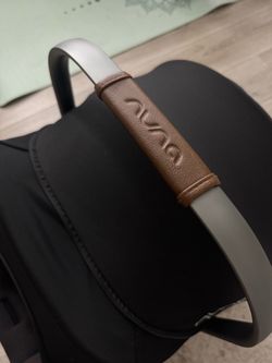 Nuna Pipa RX Car seat with base