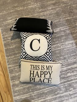 Accent pillows