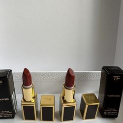 Tom Ford Lipstick . Retail $58 Full Size 